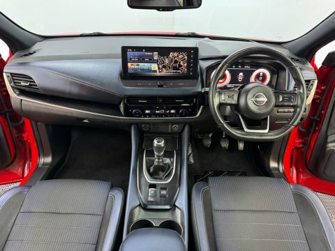 Nissan Qashqai 1.3 Dig-t Mhev DS22PZX Red #4