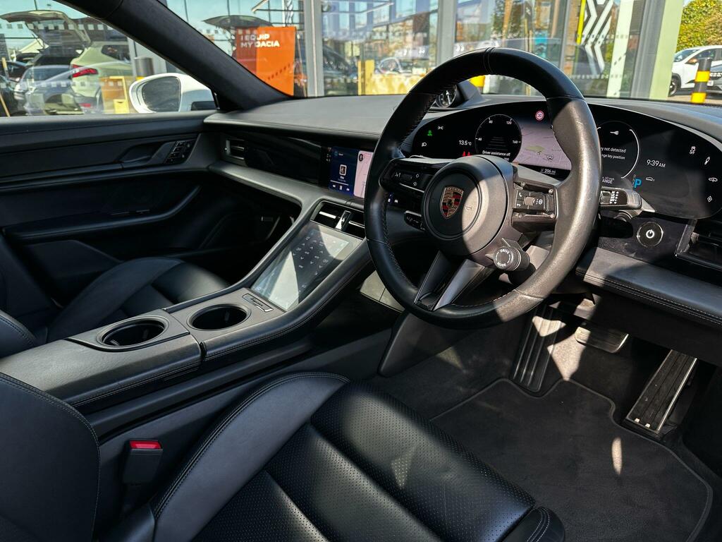 Porsche Taycan Performance Plus 93.4Kwh Turbo 4Wd NK20WBL White #4