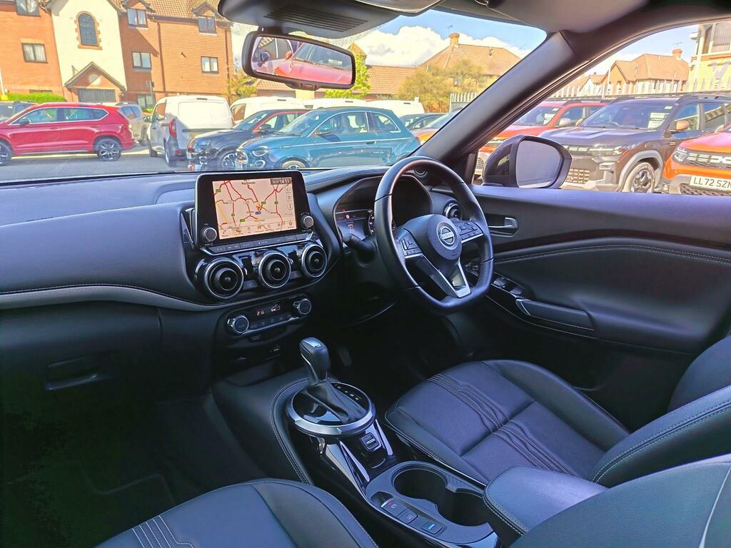 Nissan Juke 1.6 Premiere Edition Euro 6 EY22UKX Grey #2