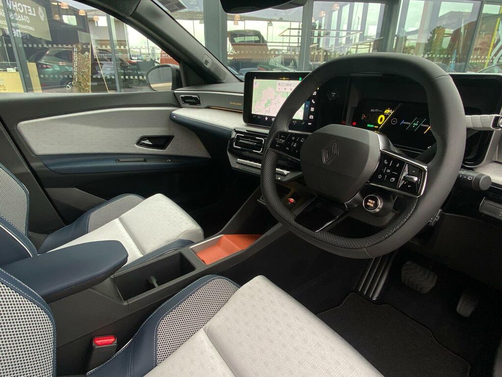 Renault 5 E-Tech Comfort Range 52Kwh Roland Garros  Grey #6