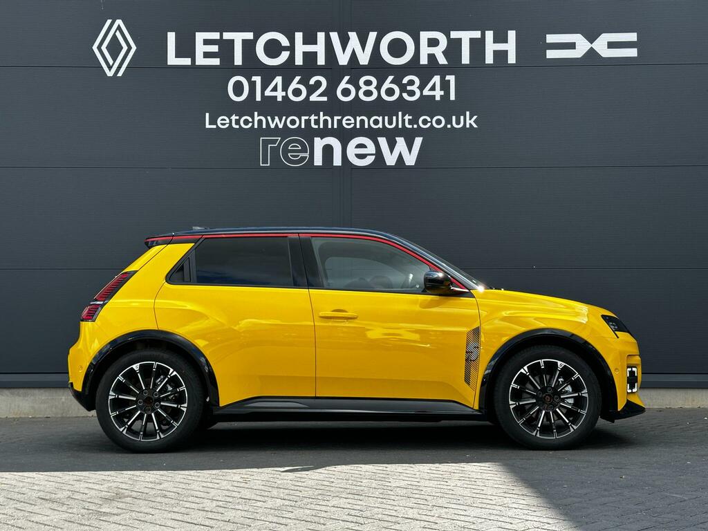 Renault 5 E-Tech Comfort Range 52Kwh Iconic Five  Yellow #3
