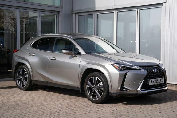 Lexus UX Takumi Silver