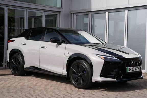 Lexus RZ 550E F Sport Takumi Bi-tone Grey