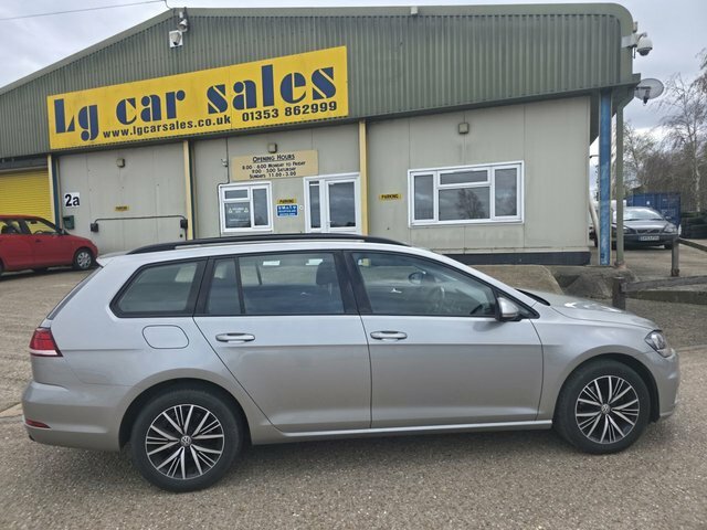 Volkswagen Golf Tdi Se Estate Silver