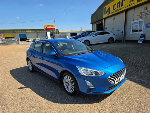 Ford Focus Ecoboost Titanium Hatchback HG19VYL Blue #4