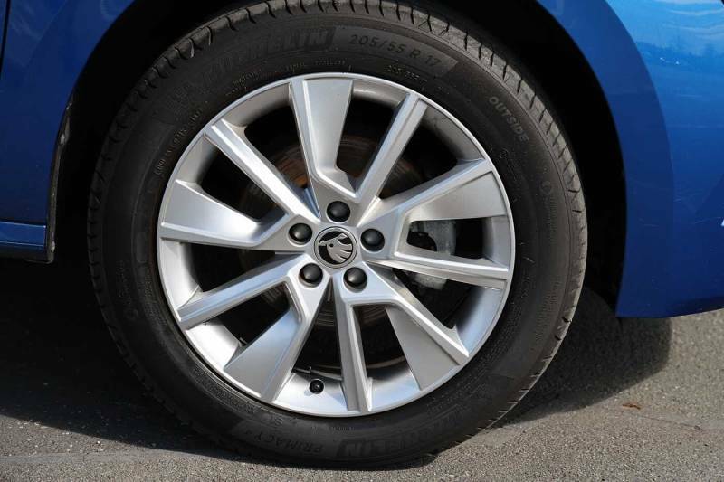 Skoda Kamiq 1.0 Tsi 110 Se Drive Dsg - 2023 72 GY72VZC Blue #5