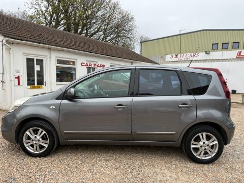 Nissan Note Acenta..9 Services..1 2 #4
