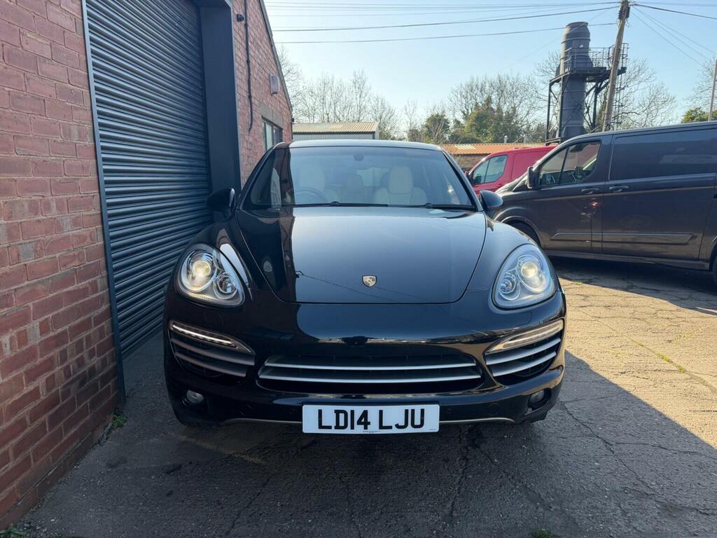 Porsche Cayenne 3.0 Td V6 Platinum Edition Tiptronics 4Wd Euro 5 LD14LJU Black #2