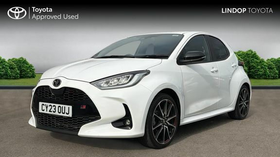 Toyota Yaris Gr Sport CY23OUJ White #3