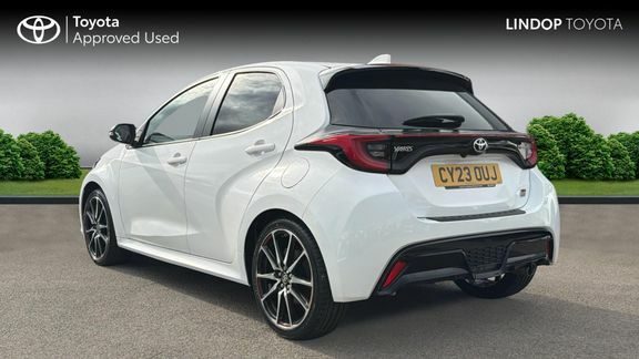 Toyota Yaris Gr Sport CY23OUJ White #4