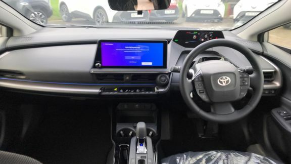 Toyota Prius Design Silver #5