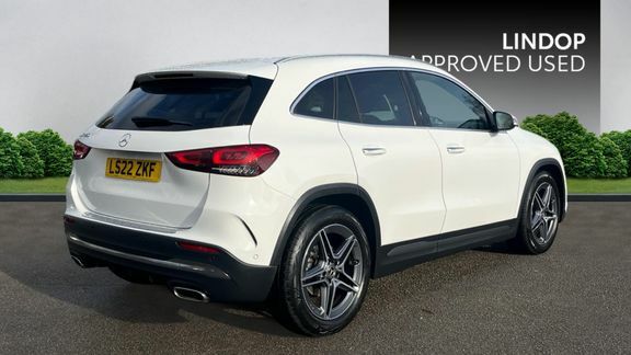 Mercedes-Benz GLA Class 1.3 Gla180 Amg Line Premium Plus 7G-dct Euro 6 LS22ZKF White #2
