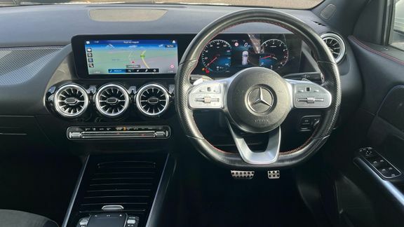 Mercedes-Benz GLA Class 1.3 Gla180 Amg Line Premium Plus 7G-dct Euro 6 LS22ZKF White #6