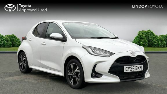 Toyota Yaris Design White