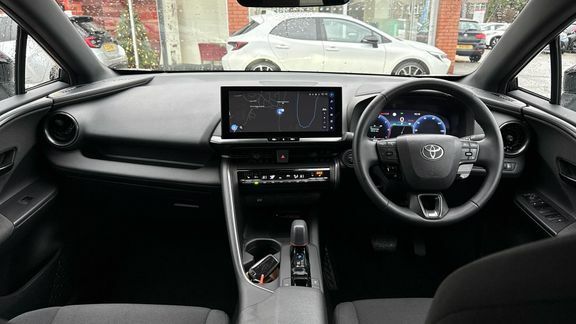 Toyota C-Hr Design 1.8 Fwd Hybrid FE74ZPF White #5