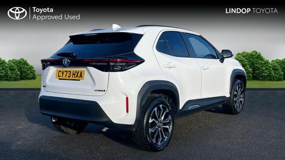 Toyota Yaris Cross 1.5 Vvt-h Design E-cvt Euro 6 Ss CY73HXA White #2