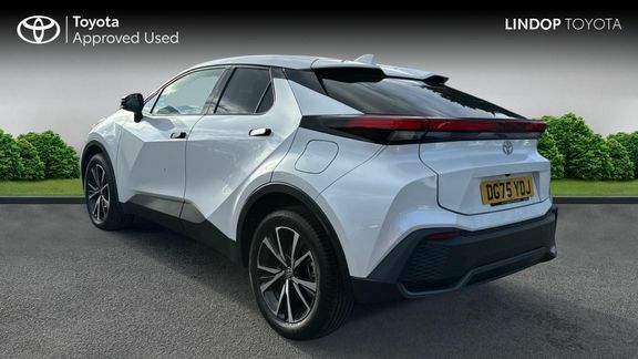 Toyota C-Hr Design 2.0 Phev DG75YDJ White #4