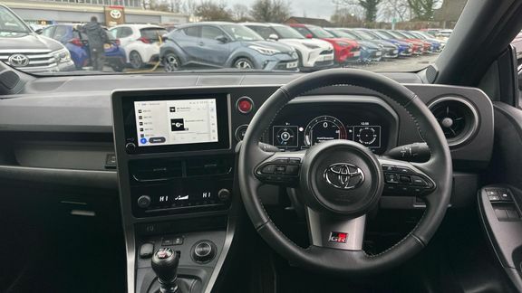 Toyota Yaris 1.6 Turbo Black #5