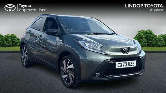 Toyota Aygo X Edge Parking Pack Green