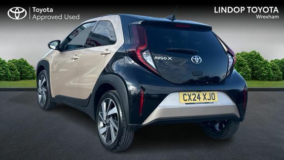 Toyota Aygo X Edge Auto CX24XJO Beige #4