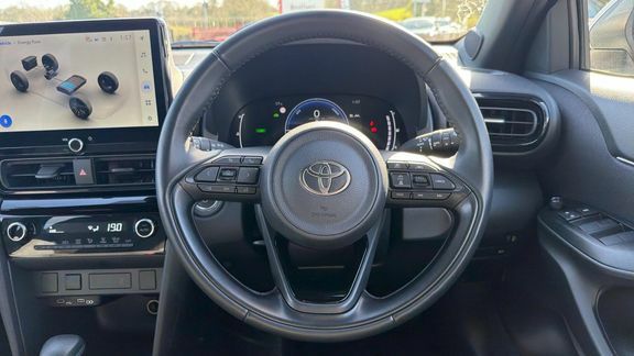 Toyota Yaris Cross Design Fwd FL25XHG Silver #6