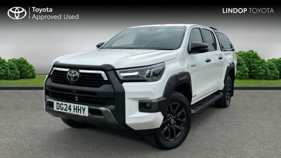 Toyota HILUX Invincible X Dc 2.8D White #3
