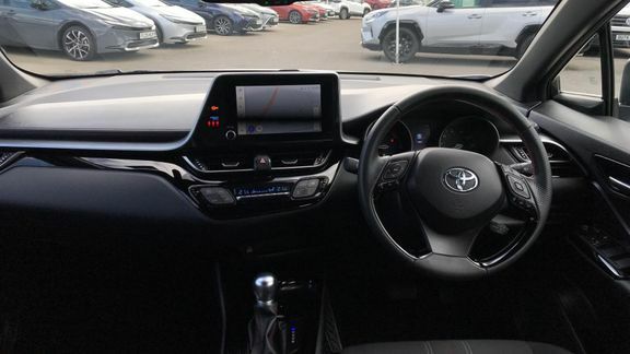 Toyota C-Hr Gr Sport 1.8 DE23CNU White #6