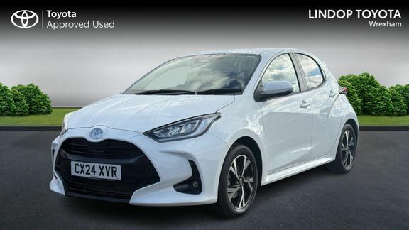 Toyota Yaris Design CX24XVR White #3