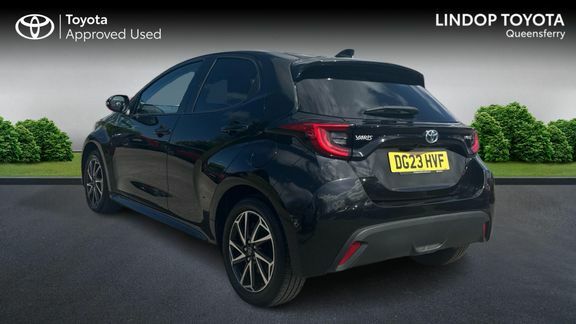 Toyota Yaris Design DG23HVF Black #4