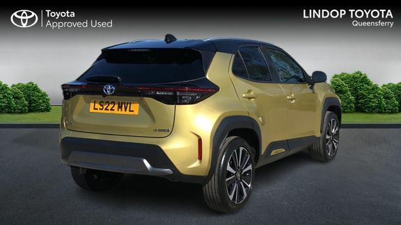Toyota Yaris Cross Yaris Cross Premiere Ed Fwd LS22MVL Gold #2