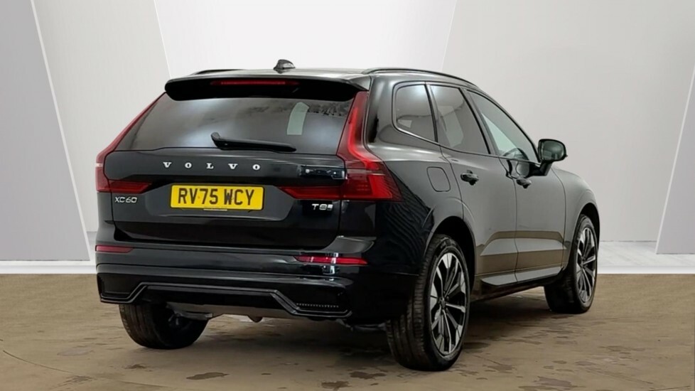 Volvo XC60 Ultra, T8 Awd Plug-in Hybrid Panoramic Roof - 360 RV75WCY Black #6