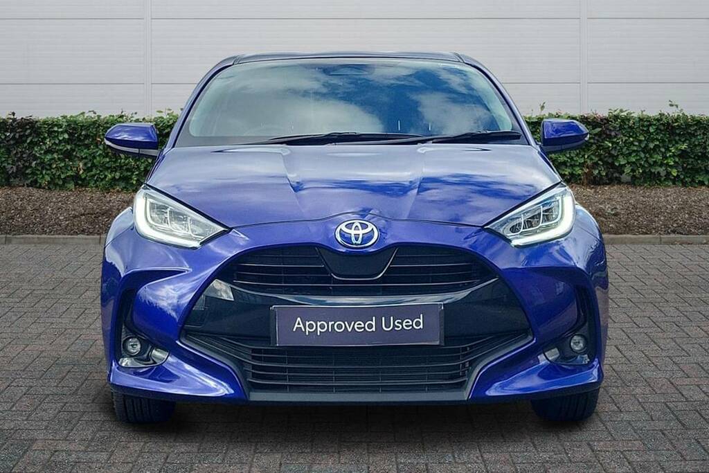 Toyota Yaris 1.5 Hybrid Design Cvt KN74PPX Blue #3