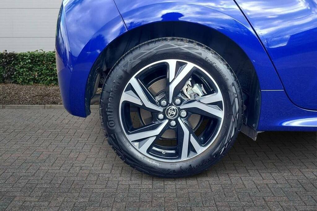Toyota Yaris 1.5 Hybrid Design Cvt KN74PPX Blue #6