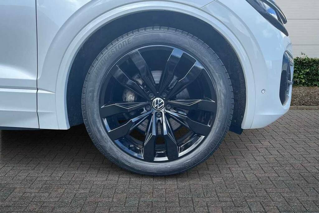 Volkswagen Touareg 3.0 V6 Tdi 4Motion Black Edition Tip VU73PZV White #5