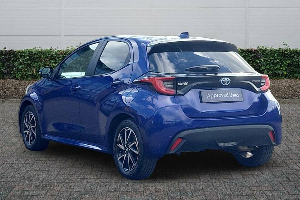 Toyota Yaris 1.5 Hybrid Design Cvt BM23NFR Blue #2