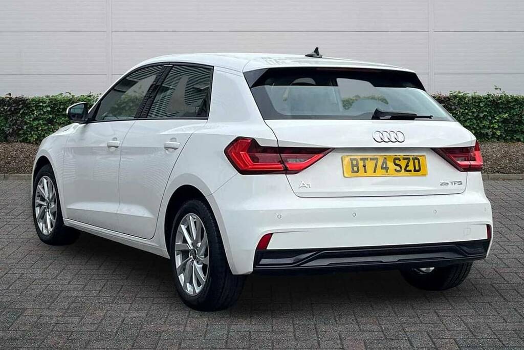 Audi A1 25 Tfsi Sport BT74SZD White #3