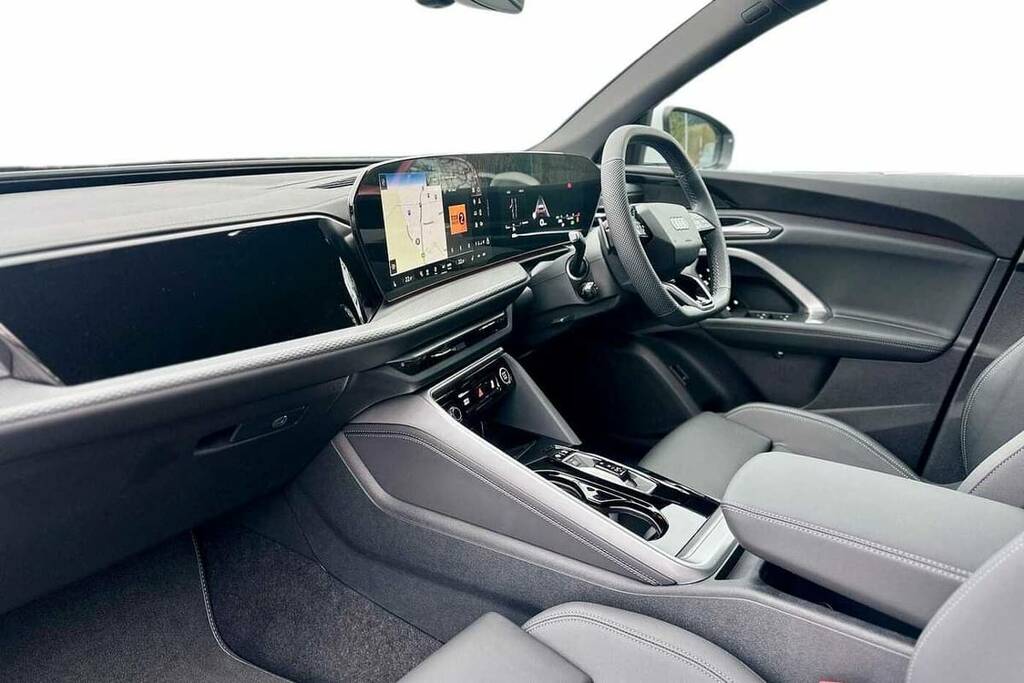 Audi Q5 2.0 Tdi Quattro S Line S Tronic White #2