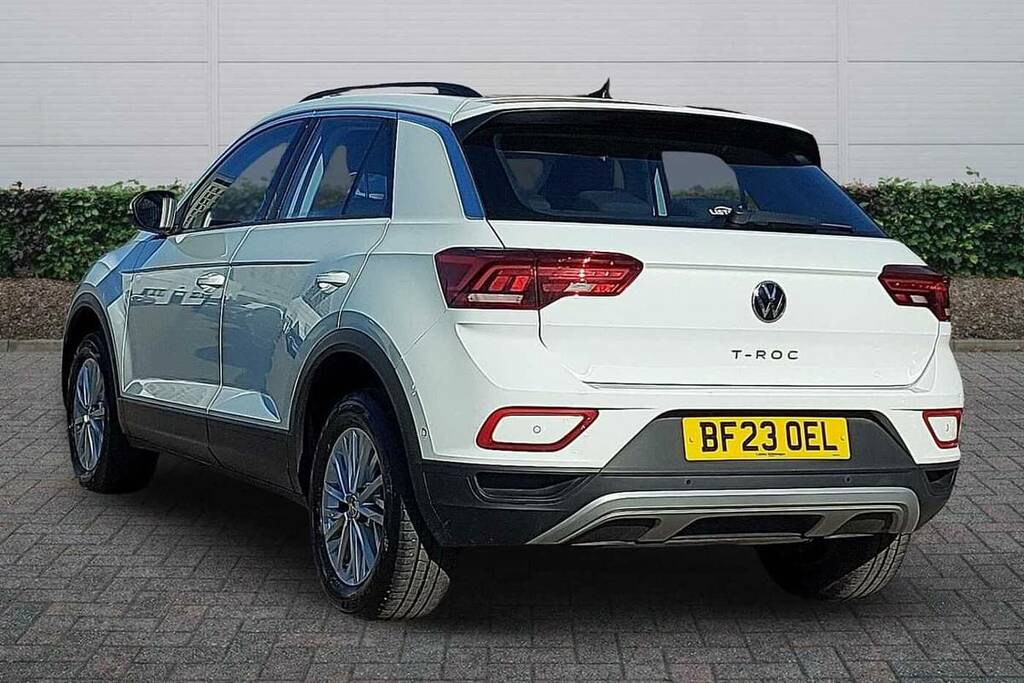 Volkswagen T-Roc 1.5 Tsi Life BF23OEL White #3
