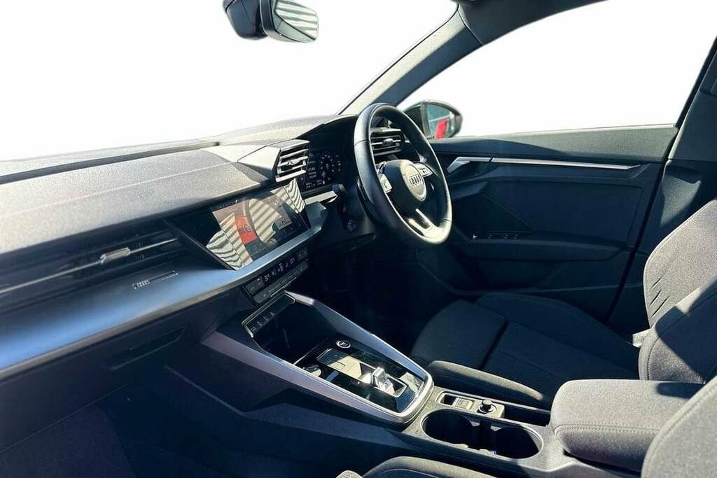 Audi A3 35 Tfsi Sport S Tronic BA24YBE Black #2