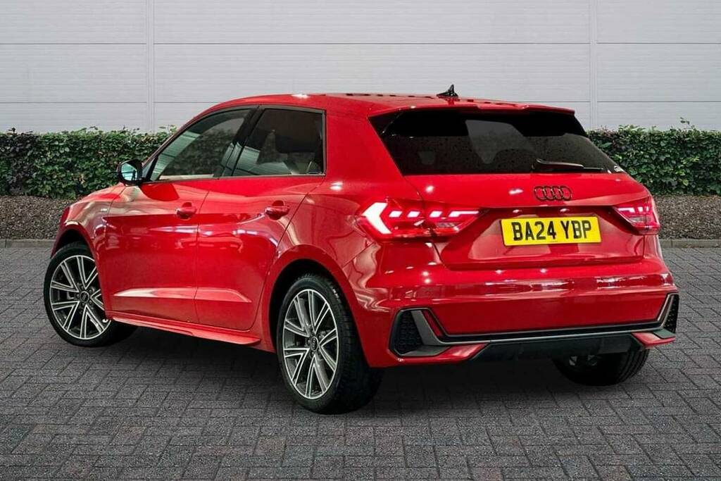 Audi A1 35 Tfsi S Line S Tronic BA24YBP Red #3