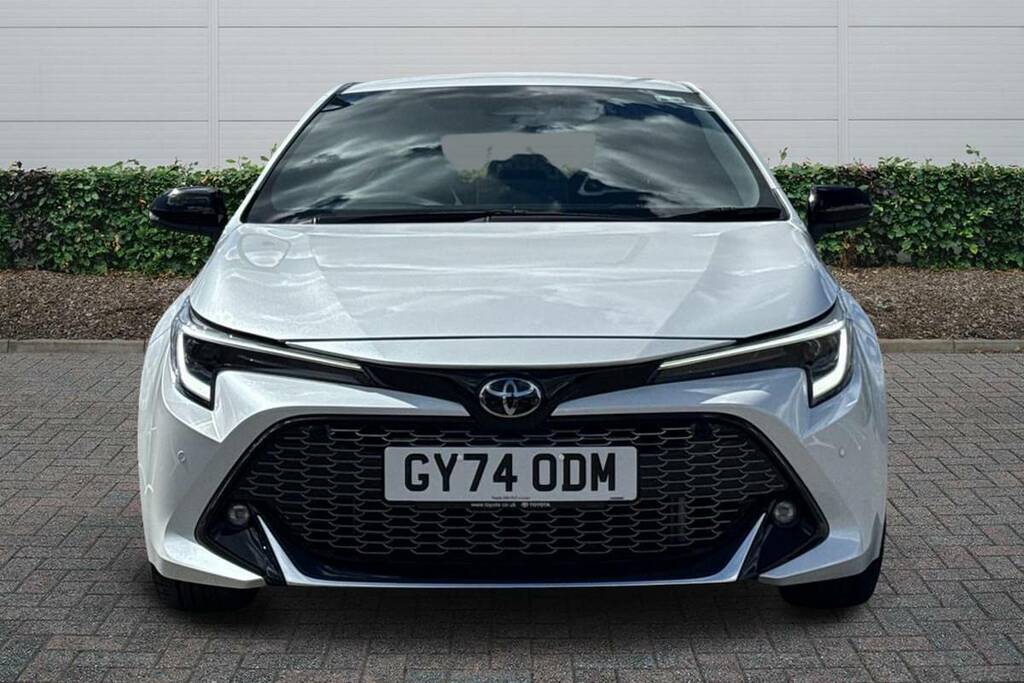 Toyota Corolla 1.8 Hybrid Gr Sport Cvt White #3