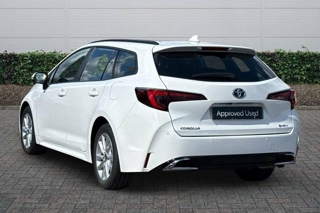 Toyota Corolla 1.8 Hybrid Icon Cvt FD74AVW White #2