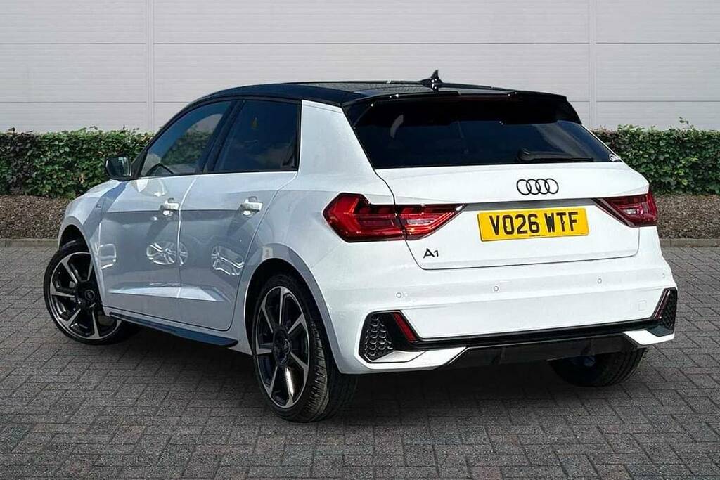 Audi A1 35 Tfsi Black Edition S Tronic VO26WTF White #3