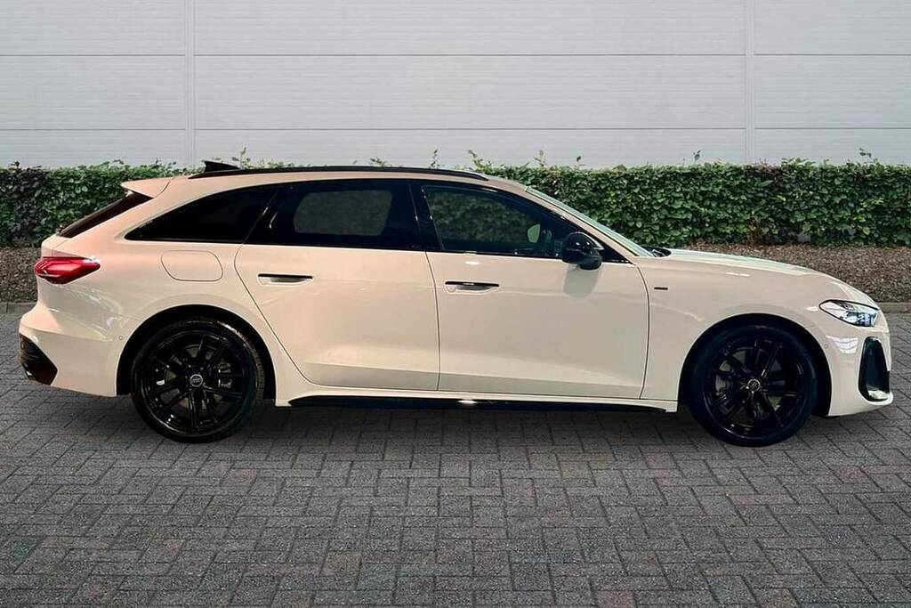 Audi A5 2.0 Tfsi 299 E Quattro Black Ed S Tronic BV26AXH White #4