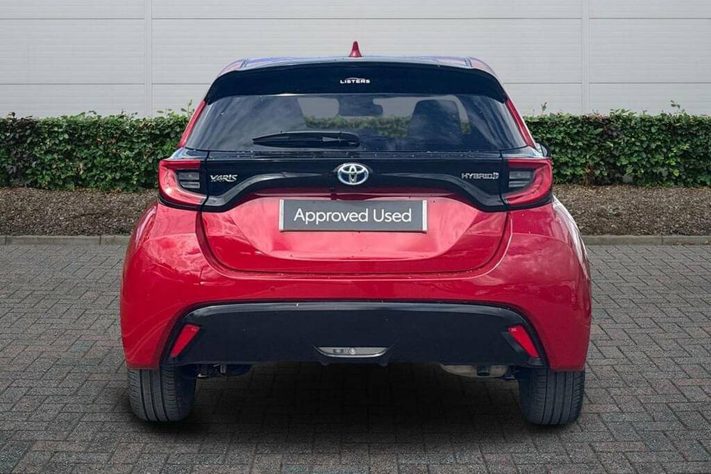 Toyota Yaris 1.5 Hybrid Excel Cvt FM22EAK Red #5