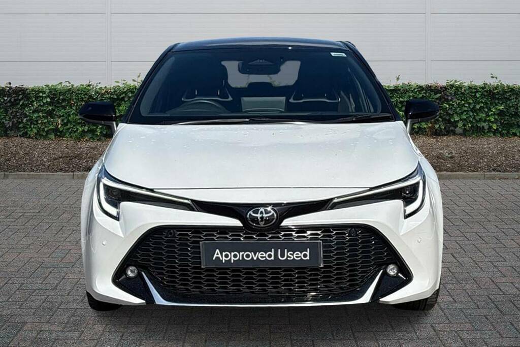 Toyota Corolla 1.8 Hybrid Gr Sport Cvt FY73WHA White #2