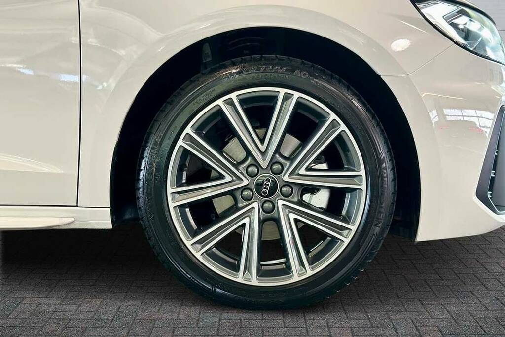Audi A1 30 Tfsi S Line S Tronic BV26AWU White #5