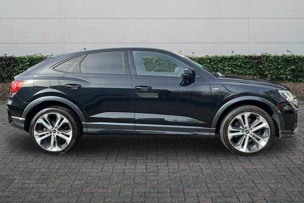 Audi Q3 40 Tfsi Quattro Black Edition S Tronic BC22HXK Black #4