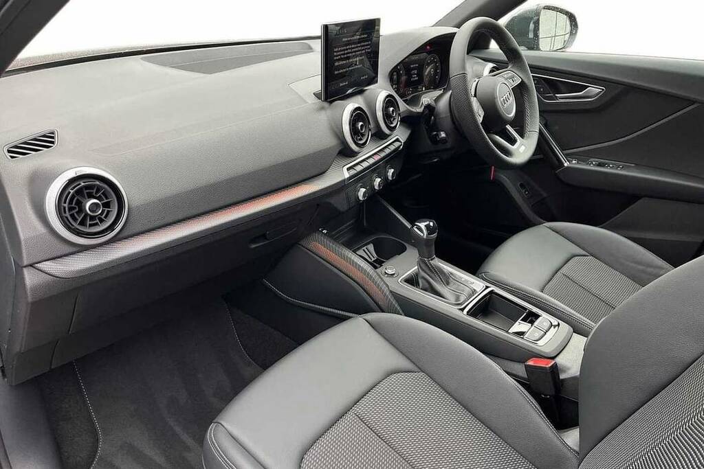 Audi Q2 35 Tfsi S Line S Tronic BN26UBF Grey #2