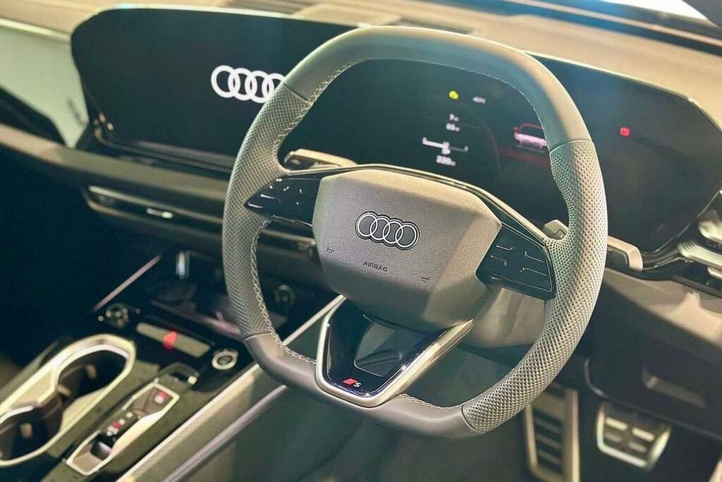 Audi A6 Saloon 2.0 Tfsi 204 S Line S Tronic BV26AWZ Black #6